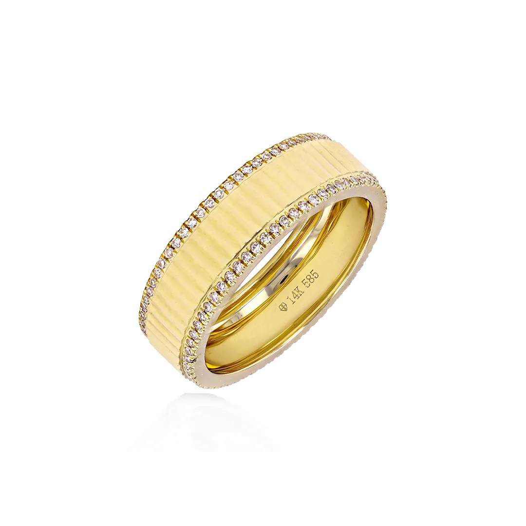 14K Gold Fluted Gold Ring with Diamond Pave Edge