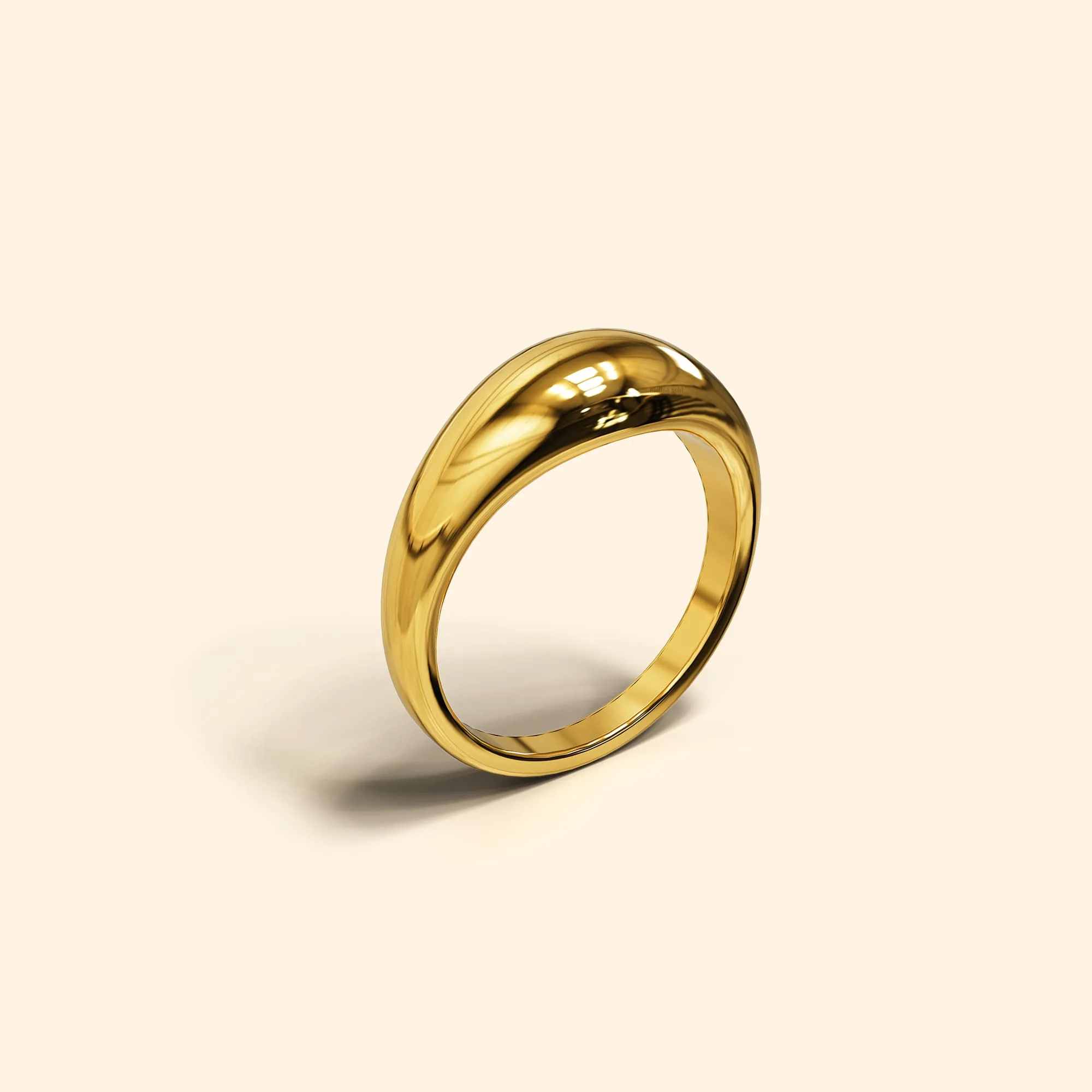 Pinard Oval Ring in Gold